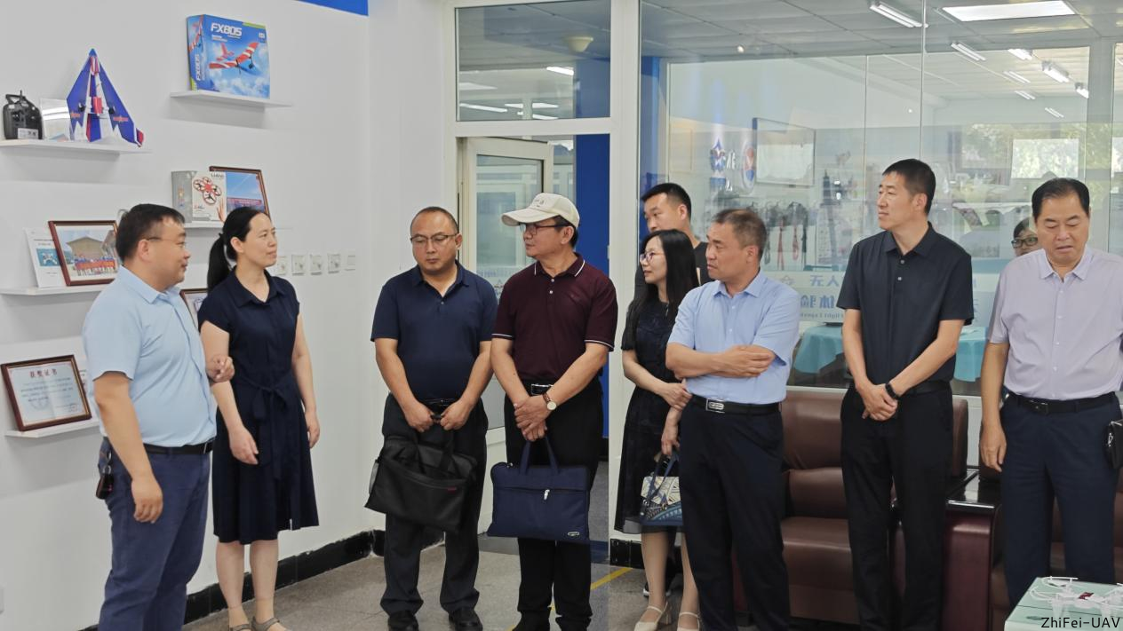 河北智飛極農(nóng)無人機(jī)科技|一鳶科技|行業(yè)定制無人機(jī) 河北智飛極農(nóng)無人機(jī)科技|一鳶科技|行業(yè)定制無人機(jī)